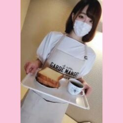 パン屋の看板娘、お店のエプロン姿で生ハメ大きなお尻にぶっかけ・中出し