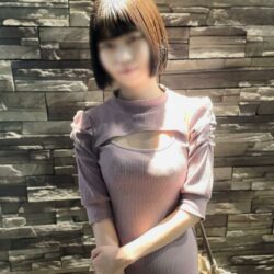 高身長ショートボブのぴちぴち１　８　才逸材現る！私のお尻の穴に挿れてください…まんぺ連発！この前まで制服を着ていた仔がAVデビューする前に大量の２連続中出し。私も一緒にイキたい…