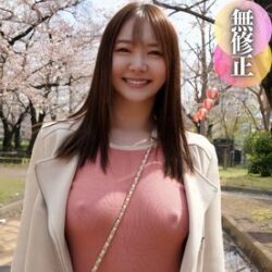 今なら半額！【初撮り】【顔出し】穏やかな美貌に性的魅*溢れ出る色白美人。天然Fカップの美巨乳揺らしノーブラノーパンお花見散歩。エロすぎる美裸体にゴッくん中出しの2連続射精。
