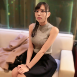 交響楽団所属の人気プロピアニスト　演奏中は邪魔になるという、隠れ巨乳を人生初の大公開　高身長スレンダー美女をハメ倒した衝撃映像。※初回のみ先着で特別ver用意してます。