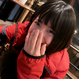 90%OFF!【純白/無垢】陸上代表選手18歳。初撮影で緊張の表情。色白剛毛のありのままの体にピル無し孕ませ中出し。※先着数量限定原版配布